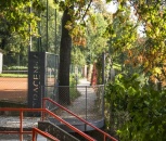 Nová stezka přes areál kampusu Albertov k parku Ztracenka